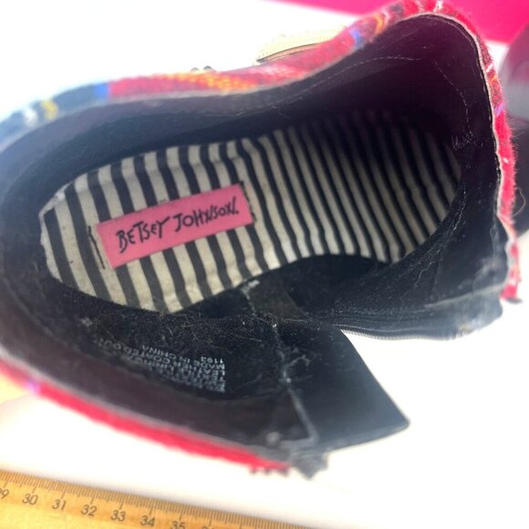 Betsey Johnson Wilma Black Plaid Booties Size 7.5 Ladies Eclectic Western Animal - Picture 5 of 12